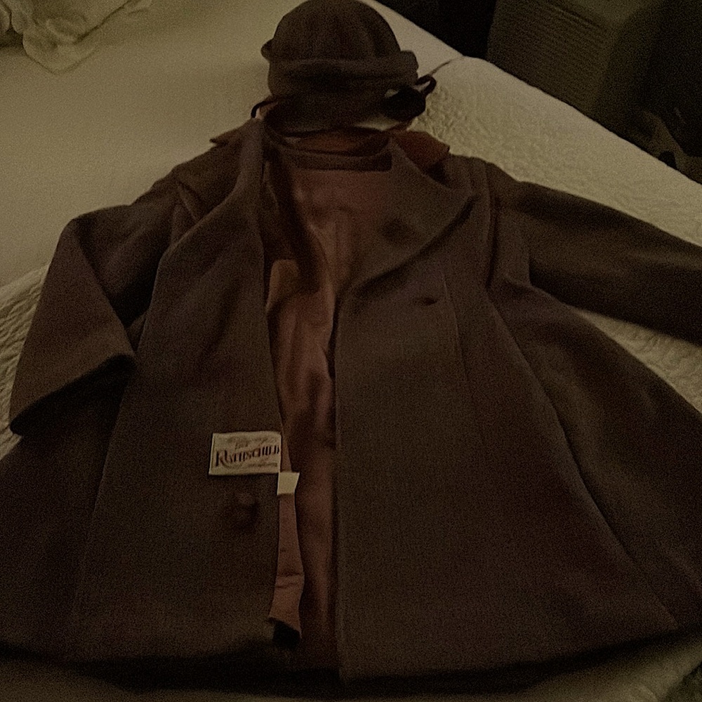 Size 6 wool Rothschild dress coat double breasted, w matching hat color burgundy